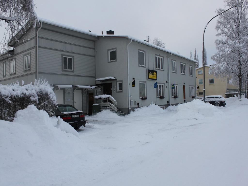 Hotell Zlafen Bed And Breakfast Karlskoga Exterior photo